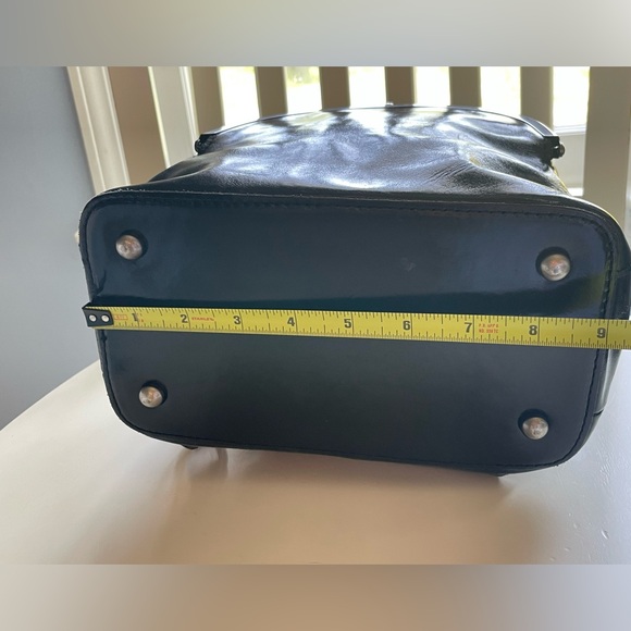 Patricia Nash | Montioni Convertible Backpack | Vintage Patent - Picture 9 of 13